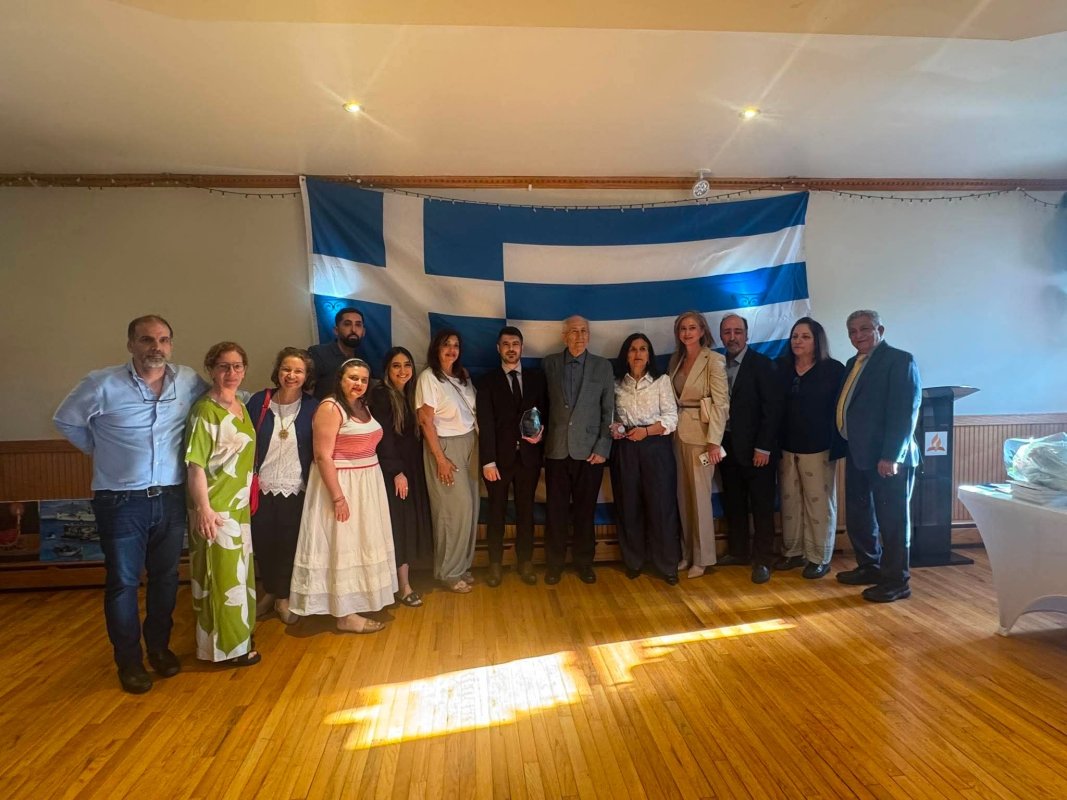 Holy Trinity Katedrali Papazı Başpiskoposluk Soruşturması Nedeniyle İzinli Sayıldı