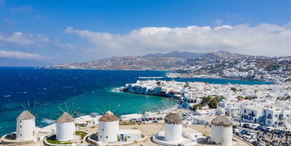 Yunanistan'ın Turizm Geliri 2026'nin İlk Dört Ayında Yüzde 37 Arttı