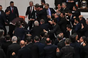 Türkiye, Adalet Bakanına Yönelik Avrupa Yaptırımlarını Reddetti