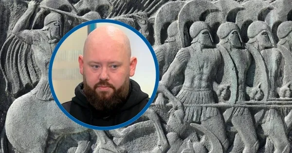 Göğsünde Spartalı Dövmesi Olan Belfast Kahramanı Bıçaklı Saldırıyı Durdurdu