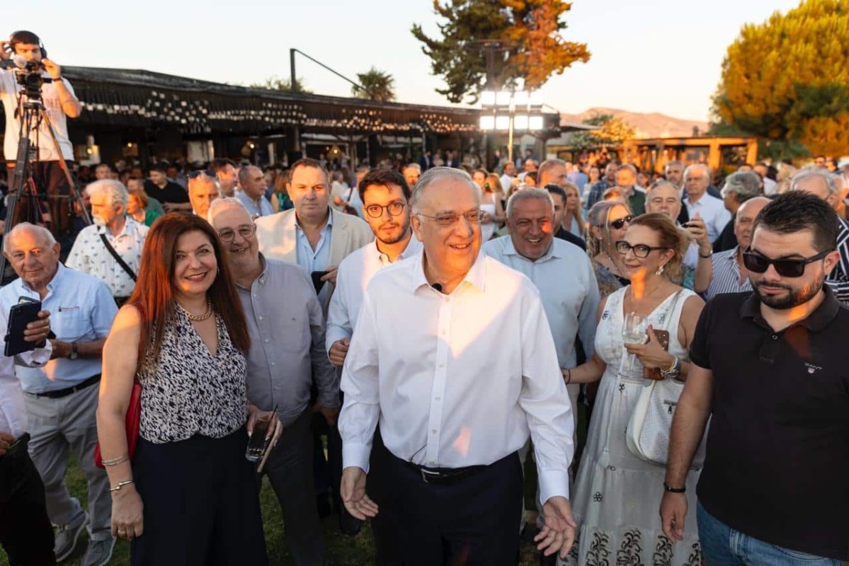 Yunanistan, Demokrasinin Doğduğu Yer, Güncellenmiş Anayasada Yapay Zekanın Önüne İnsanlığı Koymayı Hedefliyor