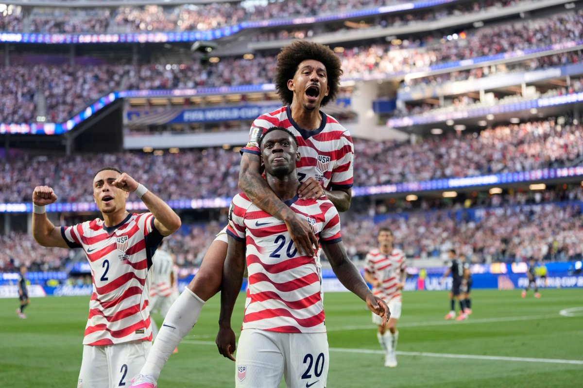 ABD, Dünya Kupası'na Fırtınalı Başladı: Paraguay'ı 4-1 Geçti, Balogun Yıldızlaştı