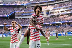ABD, Dünya Kupası'na Fırtınalı Başladı: Paraguay'ı 4-1 Geçti, Balogun Yıldızlaştı