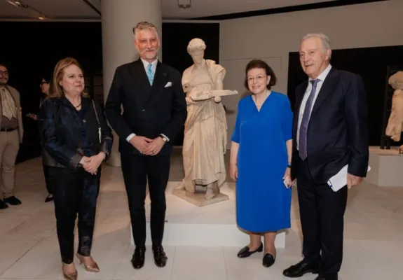 İtalya, Parthenon Heykelleri'nin Yunanistan'a İadesi İçin İngiltere'ye Çağrı Yaptı
