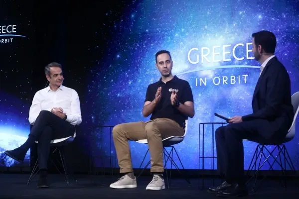 Andrianos Golemis, Yunanistan'ın İlk Astronotu Olmaya Hazırlanıyor