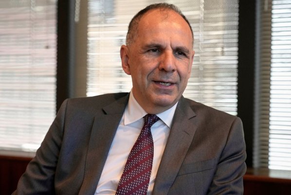 Cumhurbaşkanı Tassoulas, Amerika Panepirotik Federasyonu Başkan Yardımcısını Kabul Etti