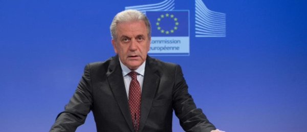 QatarGate: Yeni Demokrasi Milletvekili ve Eski AB Komiserine Yakalama Emri