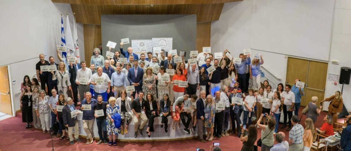 Sakellaropoulos Organik Çiftlikleri İspanya'nın Zirvesinde