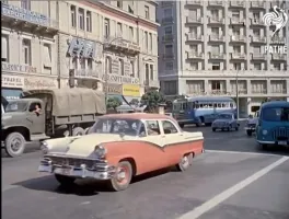 Geçmişin İzinde: 1961 Atina'sının Canlı ve Renklendirilmiş Turu
