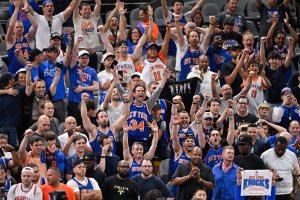 New York Knicks, NBA Tarihine Geçen Efsanevi Şampiyonluk Serüveniyle New York'u Turuncuya Boyadı