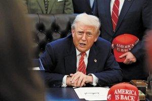 ABD Başkanı Trump'tan Yunanistan Ziyareti Sinyali: Gözler Temmuz Ayında