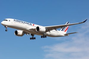 Air France, Atina-Paris Seferlerinin 70. Yılını Kutluyor