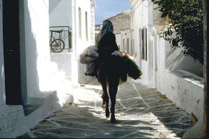 Lawrence Durrell’in Yunan Adaları Odyssey’i: Bir Seyahat Başyapıtı