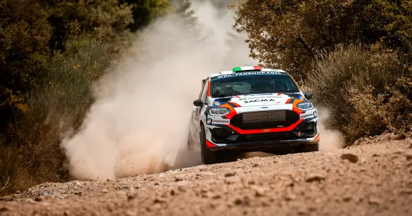 Fontana, Yunanistan'da WRC3'te Zorlu Bir Liderlik Yarattı