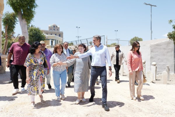 Başbakan Miçotakis Rodos'ta: Eski hastaneye yeni plan, Kos'a 45 milyon euroluk sağlık yatırımı