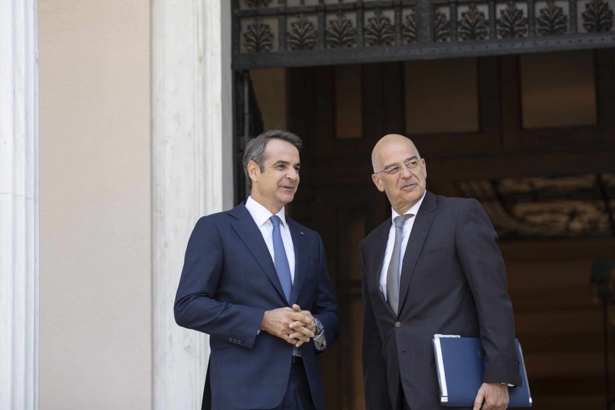 Mitsotakis ve Dendias, Milli Savunma Bakanlığı'nda Yeni Siber Savunma Merkezi'nin Açılışını Yapacak