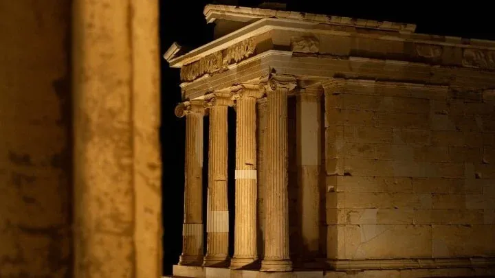 5.000 Euro'luk Akropolis Deneyimi: Seçkin Gezginlere Özel Gece Turu