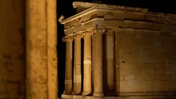 5.000 Euro'luk Akropolis Deneyimi: Seçkin Gezginlere Özel Gece Turu