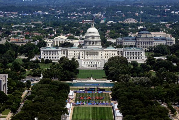 Başkanlık Müzesi, Obama'nın Siyasi ve Kişisel Yönlerini Geniş Bir Toplum Kampüsüyle Sergiliyor