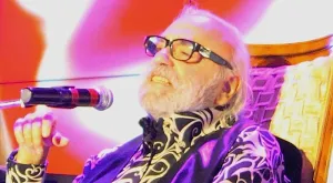 Bir Efsanenin Yankıları: Demis Roussos 80. Doğum Gününde Anılıyor