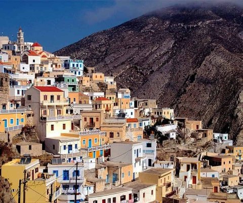 Karpathos, ‘Gerçeküstü’ Berrak Sularıyla Uluslararası Medyadan Övgü Aldı