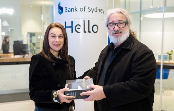 Yunan Avustralya Tarihini Korumak: Bank of Sydney, Syndesmos Arşivini Destekliyor