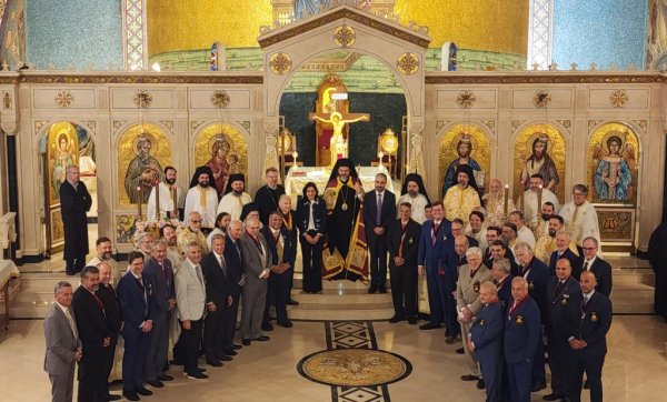 Patrik Bartholomeos'un 35. Yıl Dönümü ve Metropolitan Apostolos'un İsim Günü Coşkuyla Kutlandı
