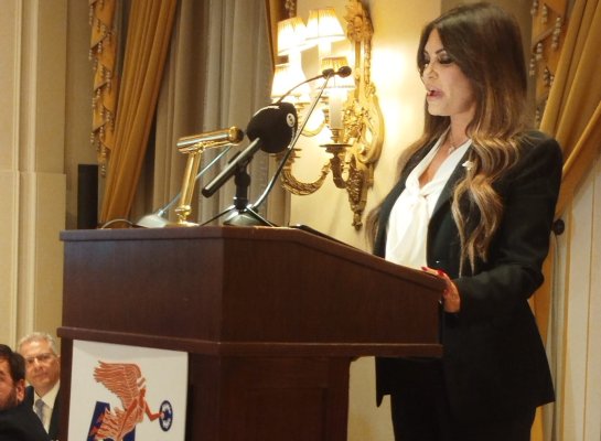 ABD Büyükelçisi Guilfoyle, Thyateira ve Büyük Britanya Başpiskoposu Nikitas ile Görüştü