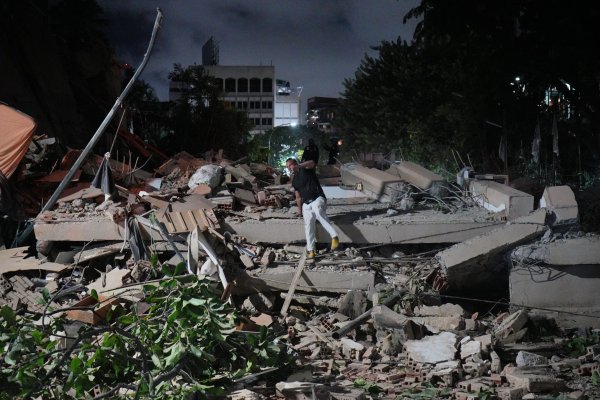 Venezuela'da Güçlü Depremler: 164 Ölü, 971 Yaralı