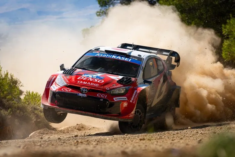 Takamoto Katsuta ralli aracı