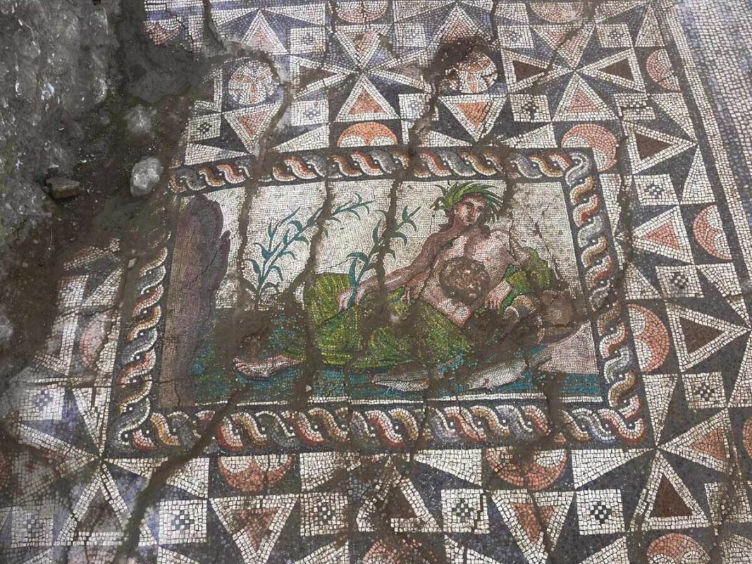 Nadir Greko-Romen Nehir Tanrısı Mozaiği Antik Aspendos’ta Bulundu