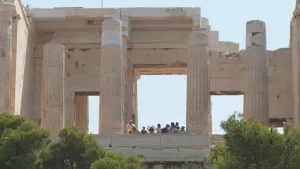 Atina'da Amerikalı Turistlere Bıçaklı Saldırı