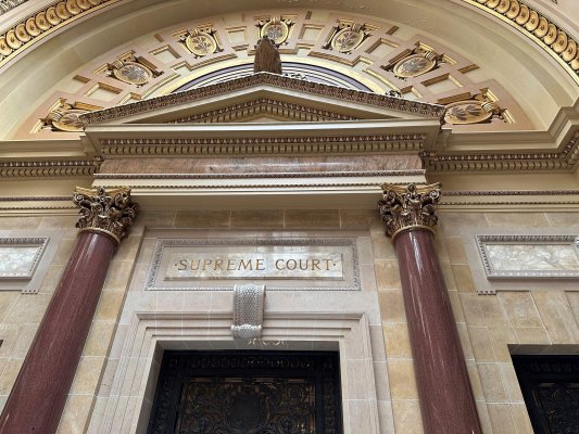 Wisconsin Yüksek Mahkemesi, Muhafazakar Aktivistin Seçmen Kayıtları Talebini Reddetti