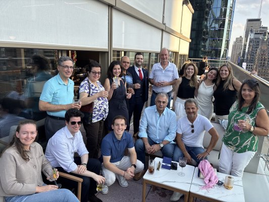 Hellenic Odyssey Network, New York'ta 'LinkedIn'i Gerçeğe Dönüştürüyor'