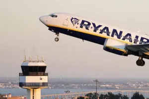 Ryanair Uçağının Camı Havada Kırıldı: Sebep Ne, Tekrarlanabilir mi?