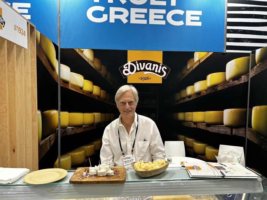 Yunanlı Tedarikçiler Summer Fancy Food Show'un İkinci Gününe Hakim Oldu