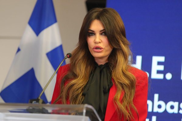 ABD Büyükelçisi Kimberly Guilfoyle, Yunanistan'da Tsipras ve Samaras ile Görüştü