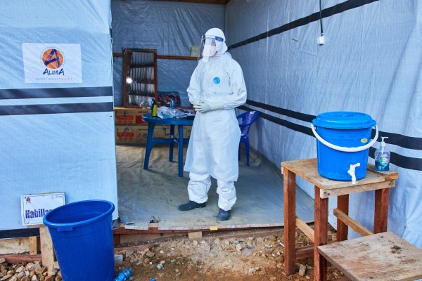 Kongo'da Ebola Ölümleri 500'ü Aştı, Sağlık Çalışanları Grev Tehdidi Yapıyor