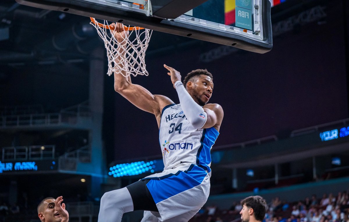 Litvanya - Yunanistan canlı: Giannis EuroBasket yarı finali için savaşıyor