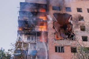 Ukrayna, Moskova'ya 400'den Fazla İHA Gönderdi: Zelenskiy Protestolarla Boğuşuyor
