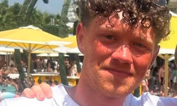 Zakintos'ta Otobüsle Çarpışan İngiliz Turist Komada