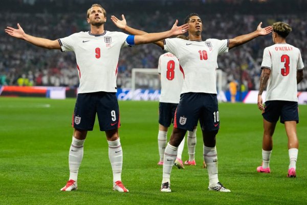 İngiltere'den Azteca'da Tarihi Zafer: Meksika İlk Kez Kendi Evinde Dünya Kupası'nda Mağlup Oldu (3-2)