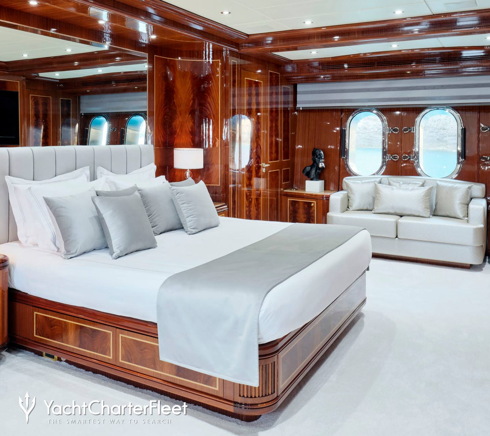 Charter yacht ABILITY master cabin overview