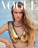 Kate Kraaijeveld, Vogue Yunanistan'ın 'Muhteşem' Kapaklarında Yunan Tanrıçasına Dönüştü