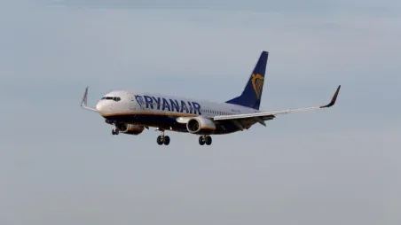 Yunanistan'dan kalkan Ryanair uçağında kabus: Yolcu kısmen pencereden dışarı çekildi