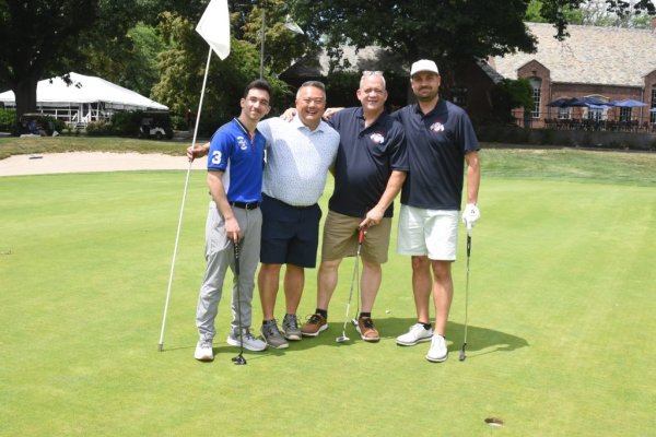 Brooklyn'da Rekor Bir Gün: Chapter 41'in 15. Yıllık Yunan Topluluğu Golf Turnuvası