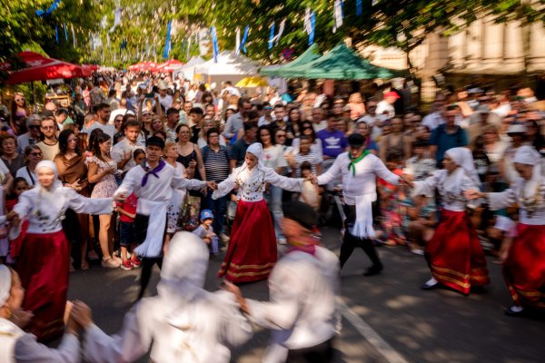 Toronto'daki Yunan Topluluğu Yaz Festivalini Kutluyor