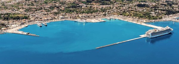 Corfu'da Kruvaziyer Gemisinin Kaptanı Tutuklandı