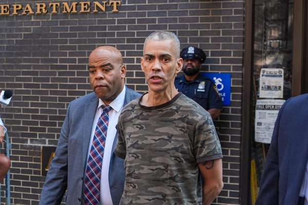 New York'ta İki Ayrı Bıçaklama Saldırısı: Şüpheli Nefret Suçuyla Tutuklandı