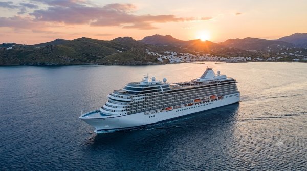 Oceania Cruises'ın Allura Gemisi, Yunanistan ve Türkiye'yi Kapsayan 7 Gecelik Sefer Başlatıyor